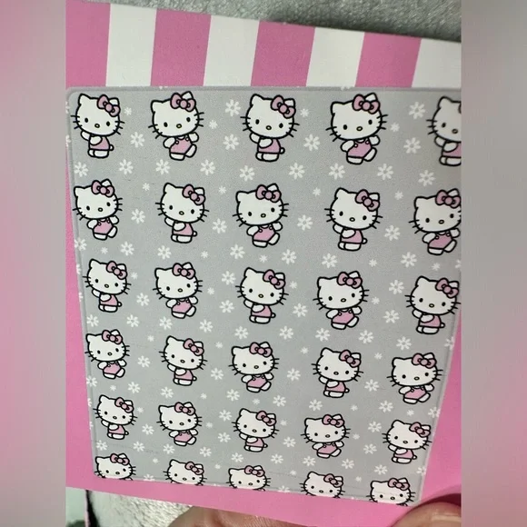 🇺🇸 Hello Kitty throw blanket - Picture 3 of 3
